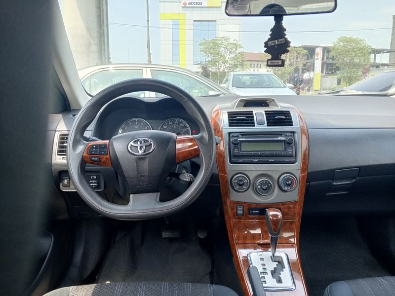 Thumbnail 6 of 2013 Toyota Corolla